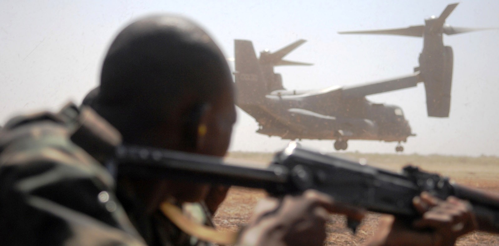 A Malian soldier participates in the Flintlock joint-training exercise. Magharebia, Photo: US Air Force