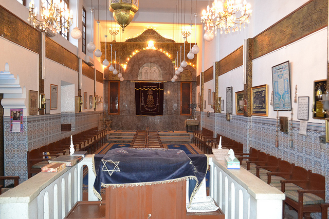 Bima of the Lezama Synagogue in Marrakech's Mellah. Photo by Alan Cordova.